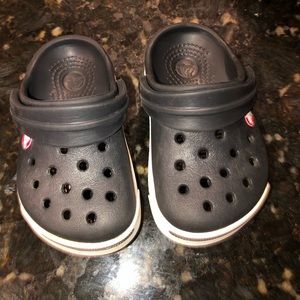 Toddler crocs